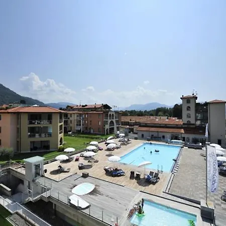 Appartement Sleeps 4 Pool Air Con T421959 *