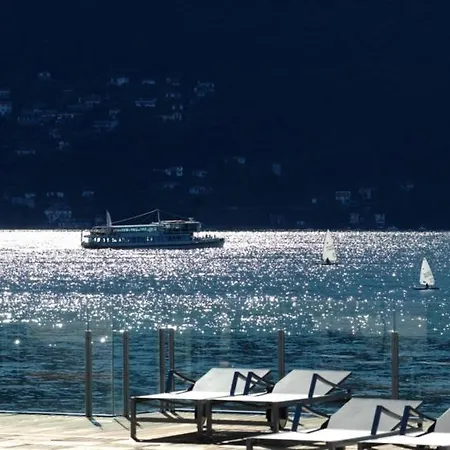 Διαμέρισμα Sleeps 4 Pool Air Con T421959 Maccagno