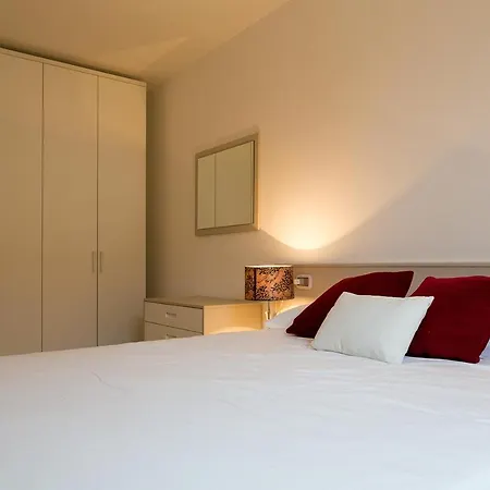 Sleeps 4 Pool Air Con T421959 Διαμέρισμα